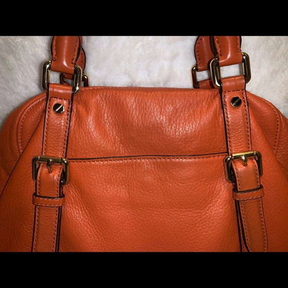 Michael Kors Hand/Sling/Crossbody Purse - Picture 4 of 9